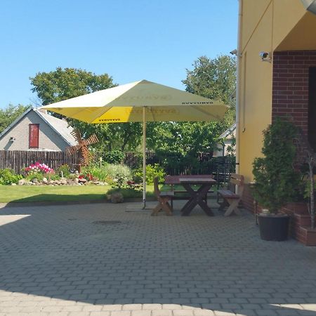 Aroma Skuodiskio Uzeiga Skuodas Buitenkant foto