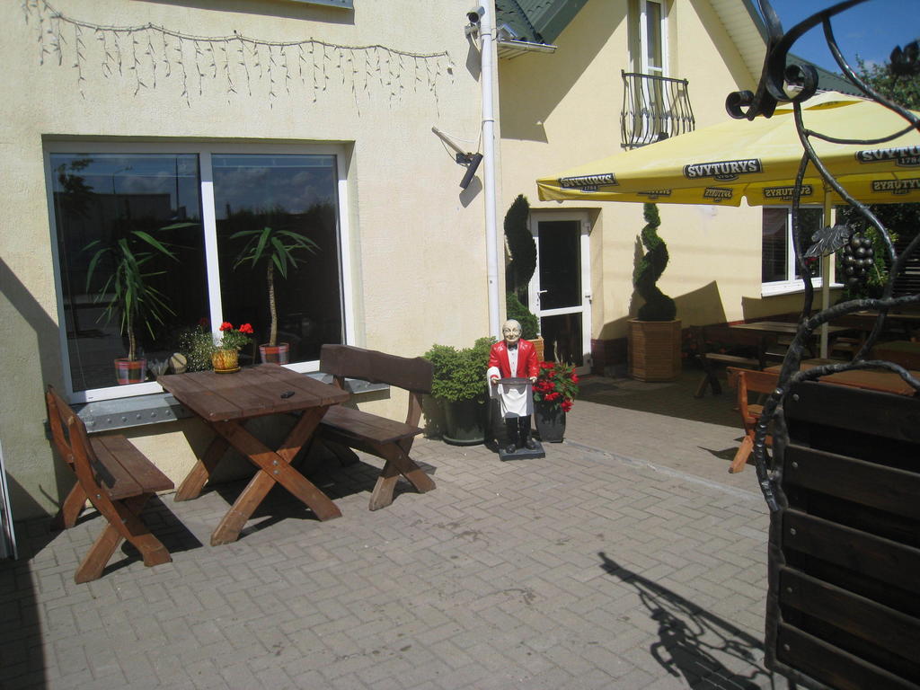 Aroma Skuodiskio Uzeiga Skuodas Buitenkant foto
